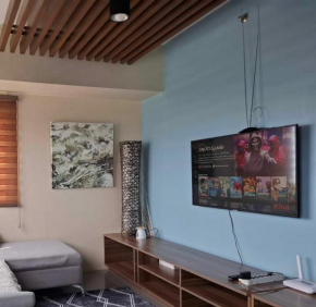 2-BR Condo at the heart of the city